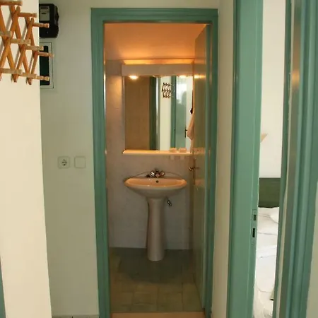 Stunning Seaview Town Apartment Agios Nikolaos Esterno foto